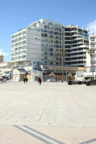 Le Petit Paradis Canet Plage - Immeuble Le Casino